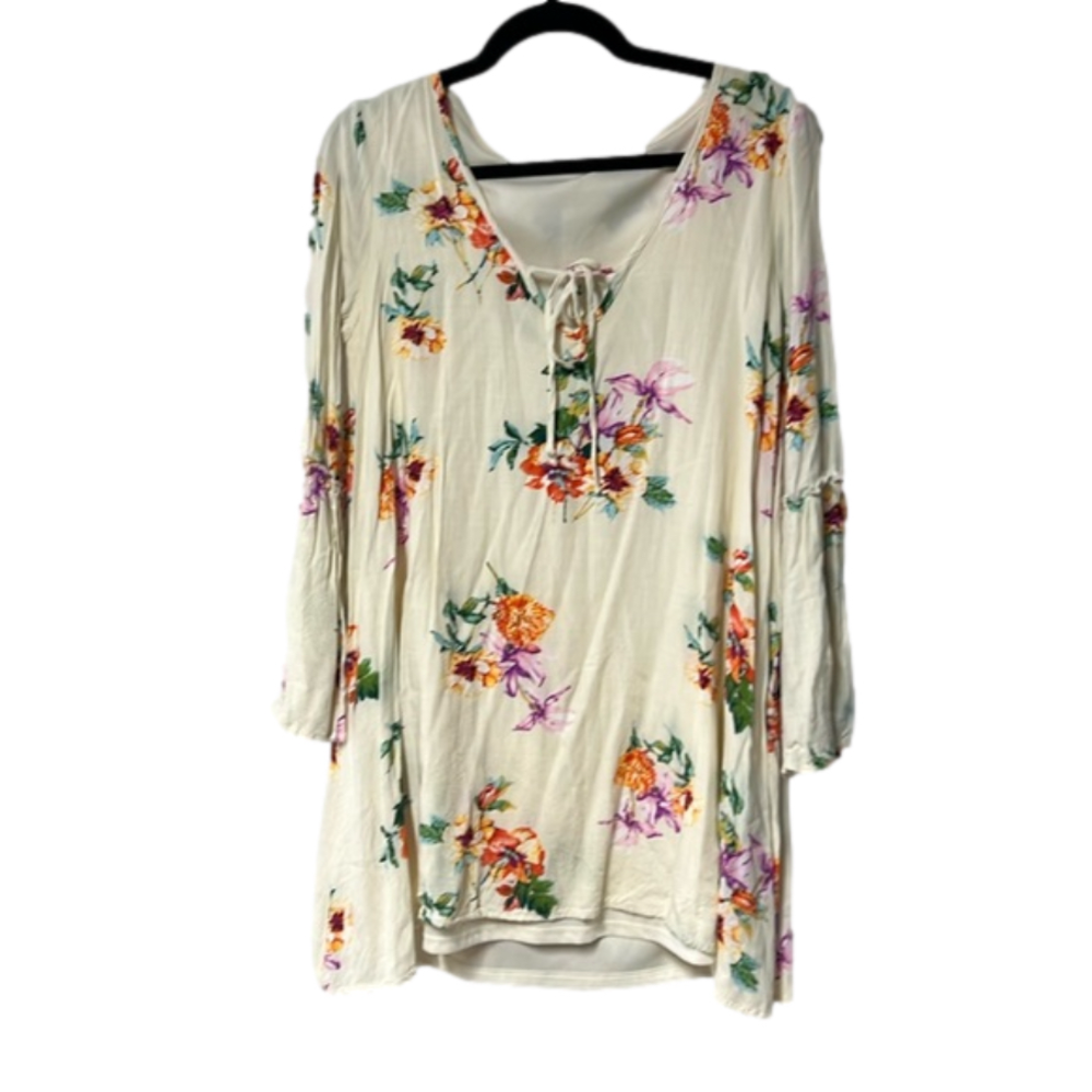 Women’s Peach Love floral blouse size M Medium cream flare sleeves long‎